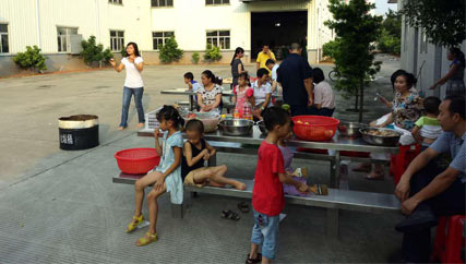 不銹鋼帶生產廠家，鑫發金屬，快樂工作之燒烤生活